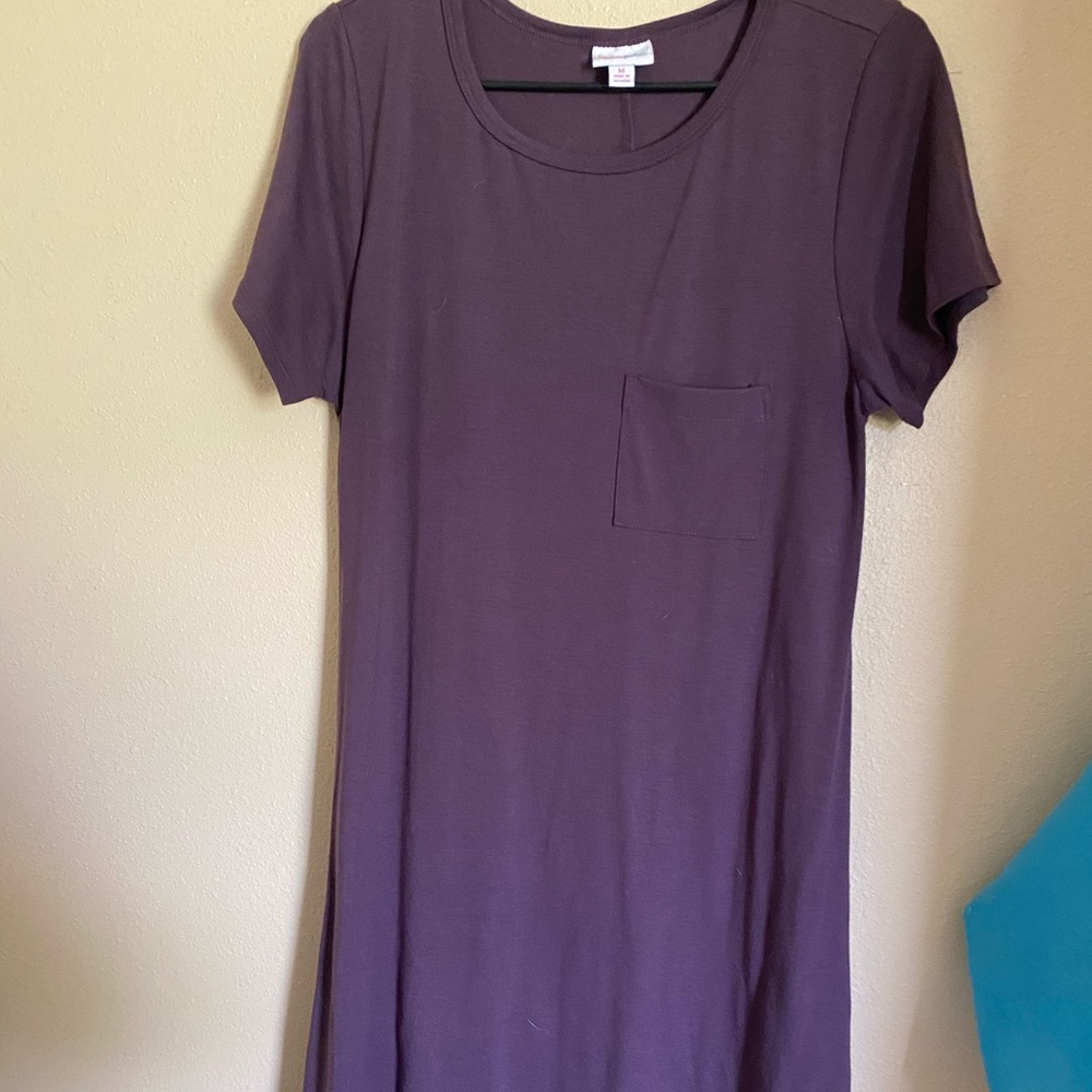 a little high-low. barley worn, perfect condition!